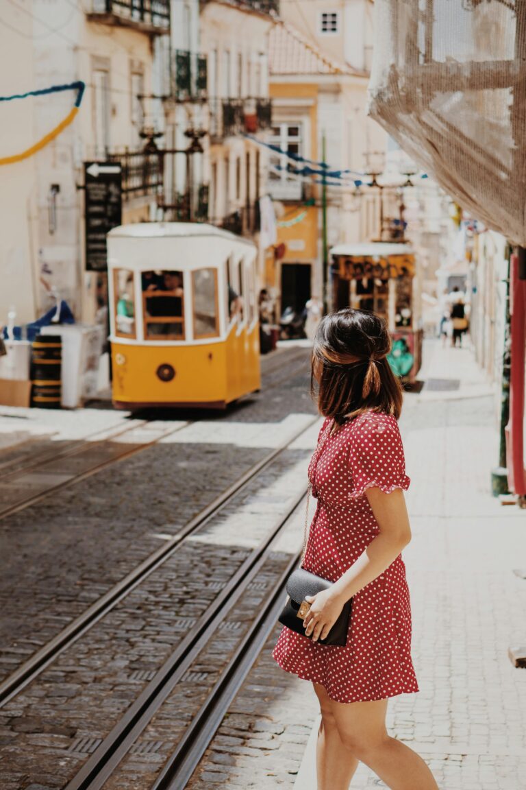 julian dik dngezbqlxy8 unsplash